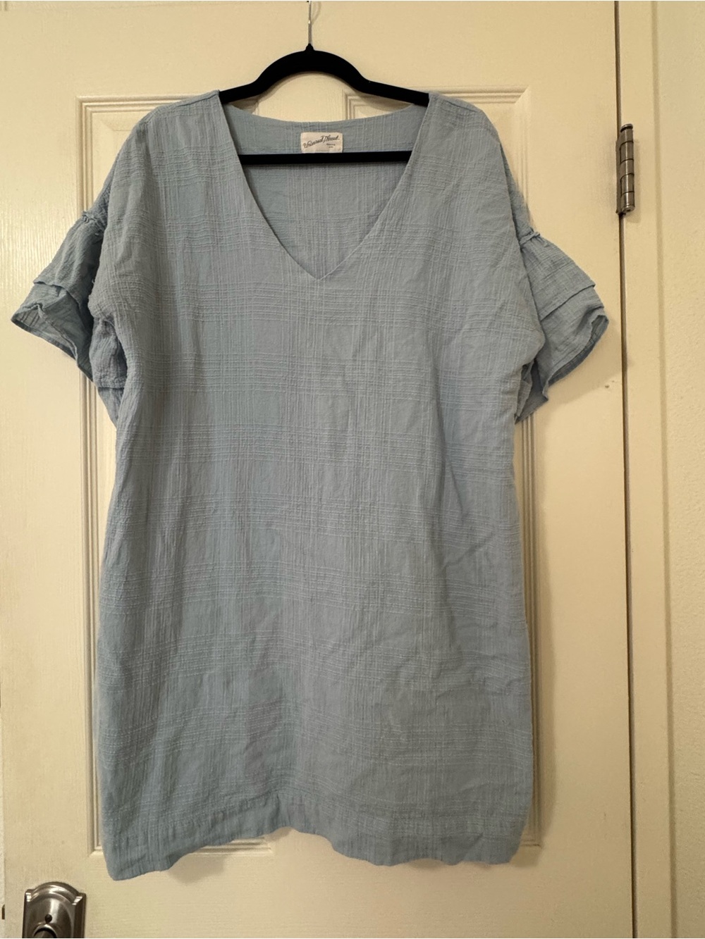 Universal Thread Light Blue V-Neck Textured Tunic Dress
